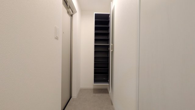 【玄関】