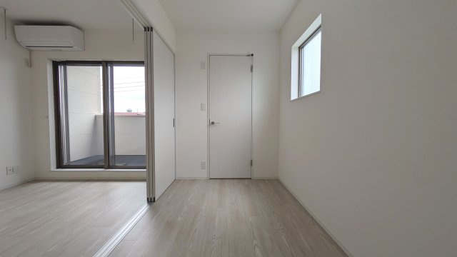 【寝室】
