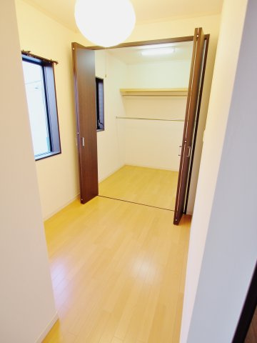 山本邸の収納
