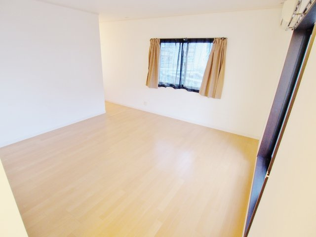 山本邸の内装