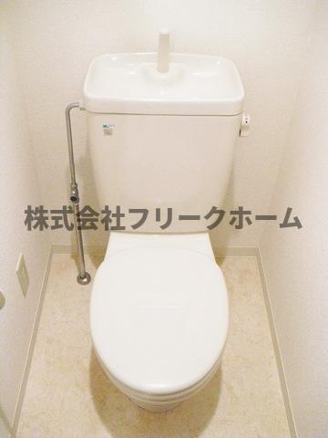 小金井市本町１丁目の賃貸マンションのトイレ
