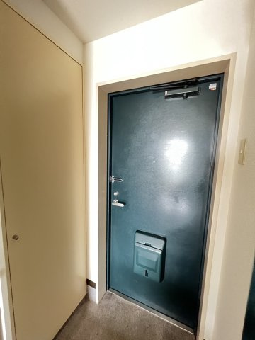 【玄関】