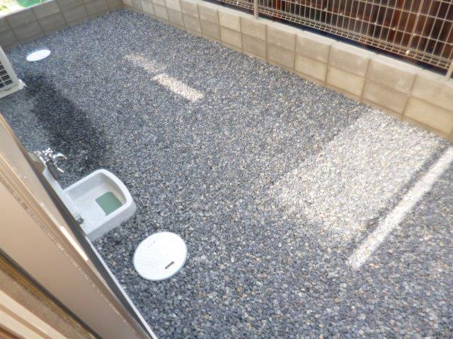 都窪郡早島町早島の一戸建ての庭