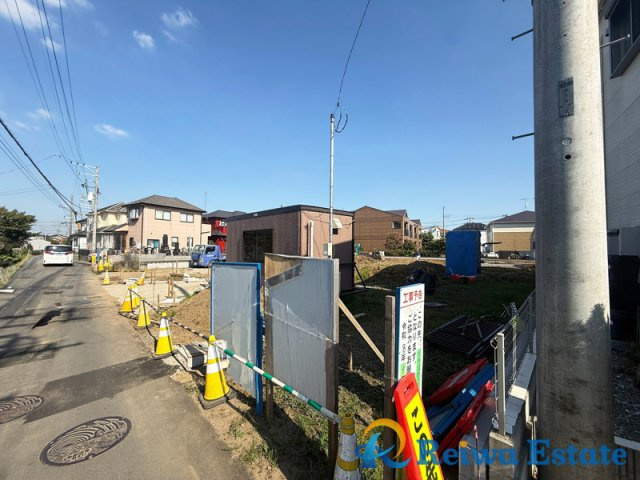 売地　茅ヶ崎市浜之郷の前面道路含む現地写真