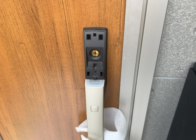 【防犯設備】 | 光が丘新築戸建 | 当然のことではありますが、オートロックやセンサーライト、ホームセキュリティーなどの防犯設備があれば、小さいお子様がいるご家庭も安心ですよね！まず物件購入の際は、防犯設備もチェックするようにしましょう。