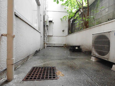 【バルコニー】