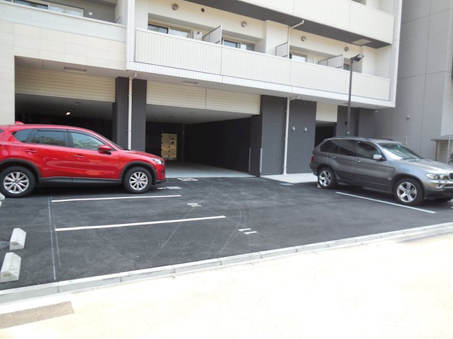 【駐車場】ラルシェパルク新大阪