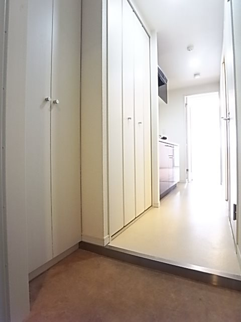プレジール灘の玄関