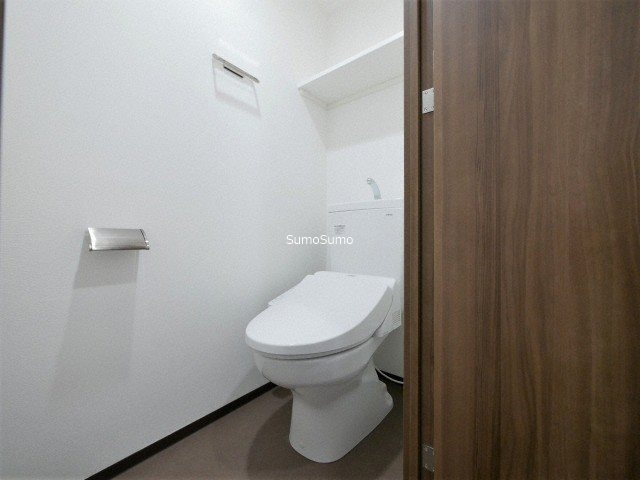 Y&Rino Residenceのトイレ