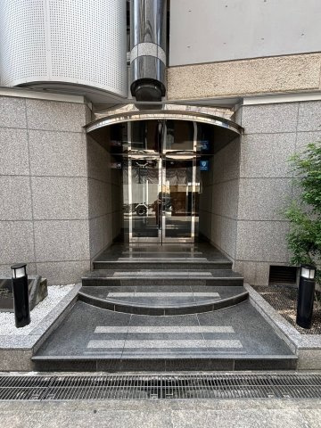 雅苑のエントランス