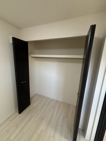 神戸市中央区坂口通新築アパート の収納