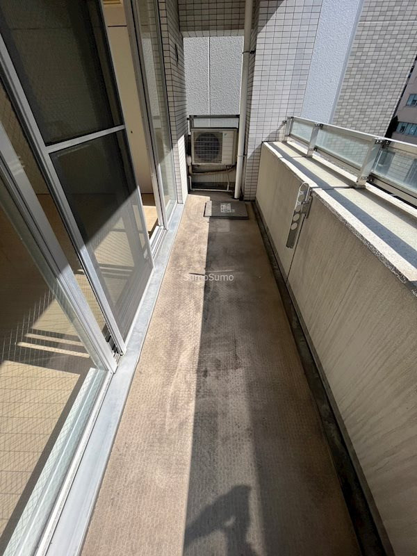 キャピトル安堂寺のバルコニー