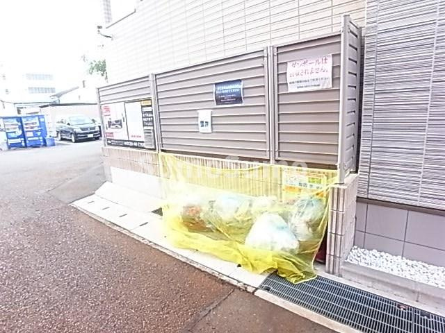 ルネドールマノの外観