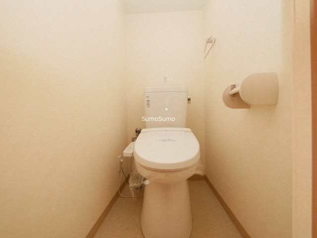 CASA MT 恵美須駅前のトイレ|落ち着いたトイレです