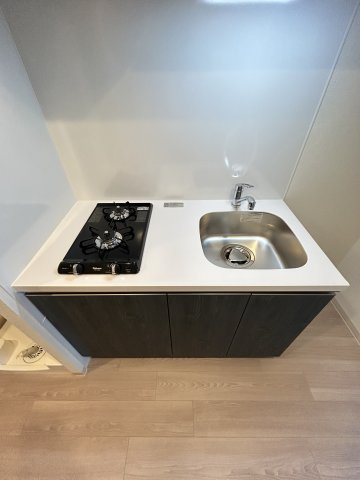 ファステート難波ミライズのキッチン