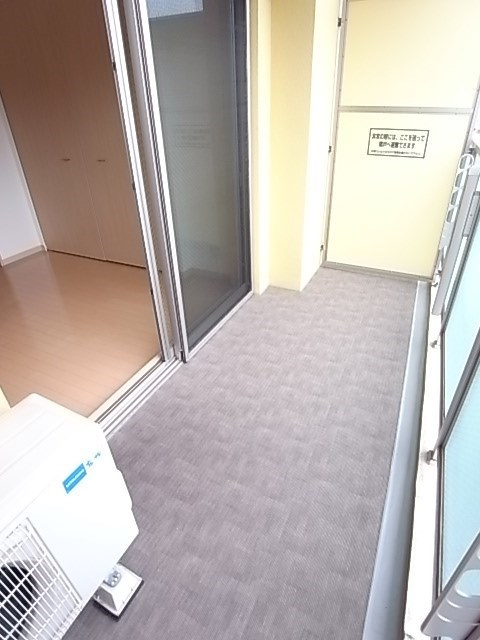 エステムコート三宮駅前Ⅱアデシオンのバルコニー