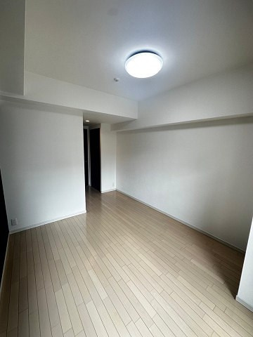 アーデンタワー西本町の居間・リビング