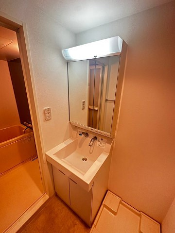 アーデンタワー西本町の洗面所