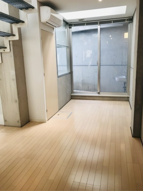川崎市中原区木月３丁目の賃貸マンションの居間・リビング