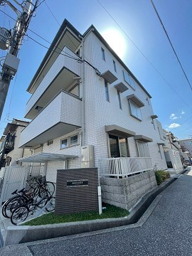 SHANTI夙川の外観