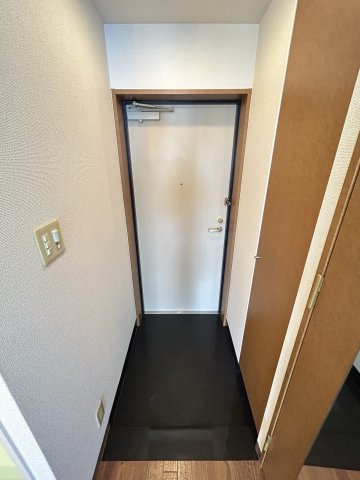ジュネーゼ大阪城南の玄関