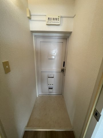 ハイツ永沢の玄関