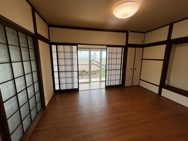 一ノ谷町4丁目貸家の居間・リビング