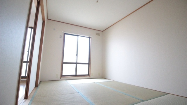 【寝室】