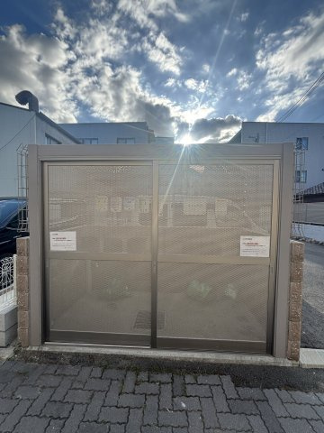 ＲＡＲＡ　ＣＯＵＲＴ　東園田の駐車場