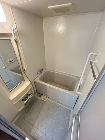 マインズ芦屋の浴室