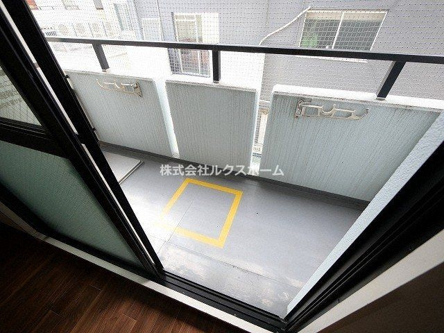 スチューデントパレス茨木のバルコニー
