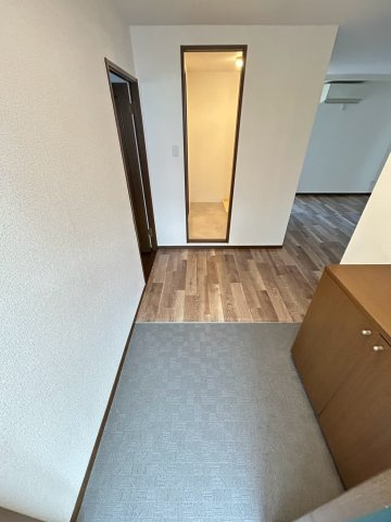 ヴィレッジ・リバー住吉の玄関