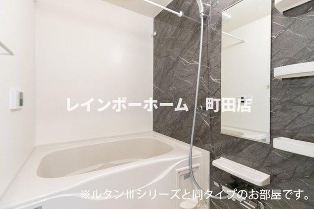 フォンテーヌ５※初期費用分割あと払いサービス利用可能物件の浴室|※同施工会社参考写真
