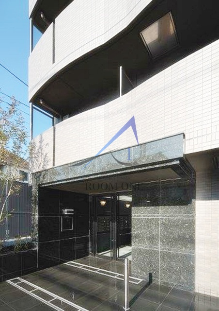 ルーブル駒沢大学参番館