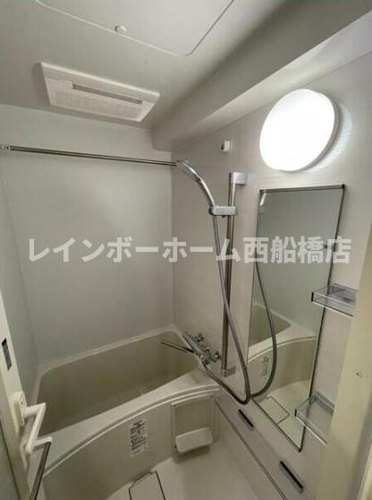 アーバンパーク行徳ステーションフロントの浴室