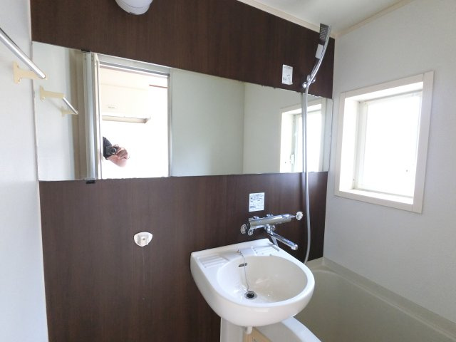 ESTATE紫苑No.2の洗面所