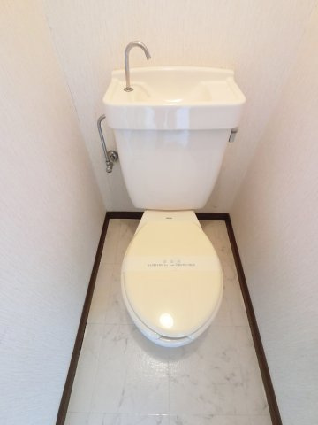 ESTATE紫苑No.2のトイレ