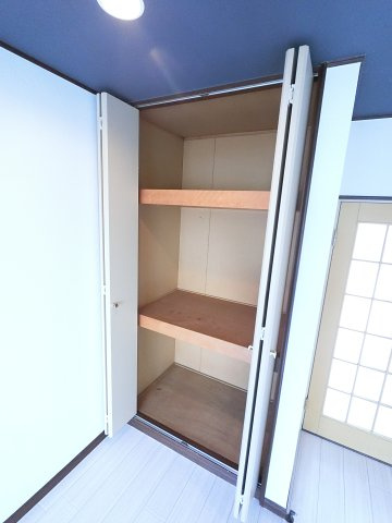 ESTATE紫苑No.2の収納