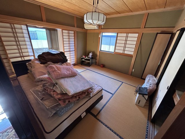 高崎市日高町　中古戸建の和室|ゆったりとくつろげる和室です