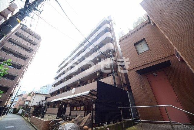グリフォーネ横浜・西口の外観