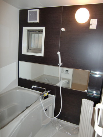 ルミエールＭWの浴室|★お洒落な浴室♪追焚き付きバス★