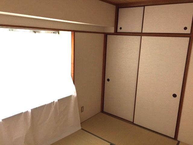 アビタシオン中崎の和室