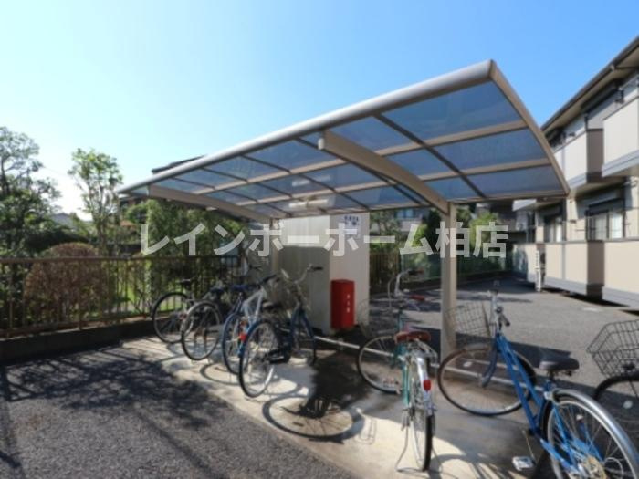 【仲介手数料：50％OFF】対象物件！の駐車場