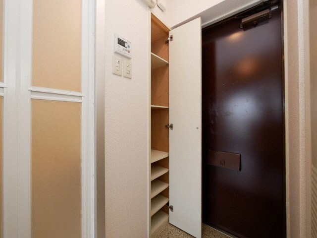 エトワール北梅田の玄関|エトワール北梅田　下駄箱