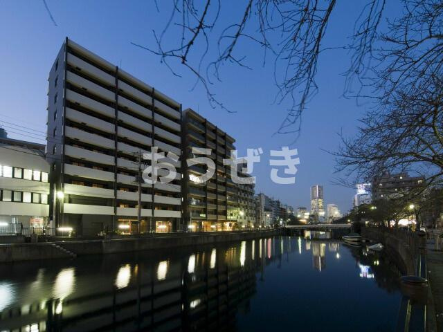 ラグジュアリーアパートメント横浜黄金町