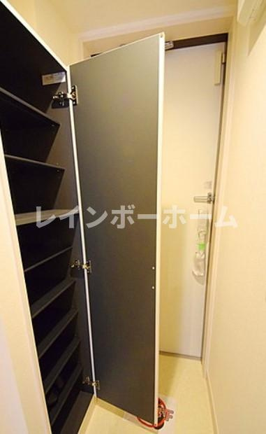 リブリ・大谷口の玄関|ゆったりとした玄関です