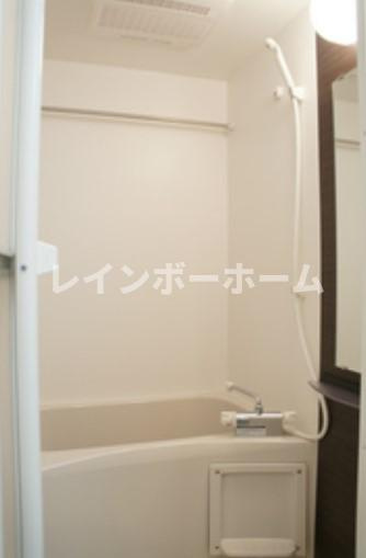 リブリ・大谷口の浴室|コンパクトで使いやすいお風呂です