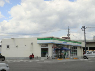 【周辺】 | プランドール安樹 | ファミリーマート駅家万能倉店（コンビニ）まで952ｍ