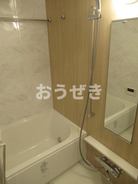 Ｙｏｋｏｈａｍａ　Ｓｈｉｇｙｏ　Ｂ．Ｌ．Ｄの浴室
