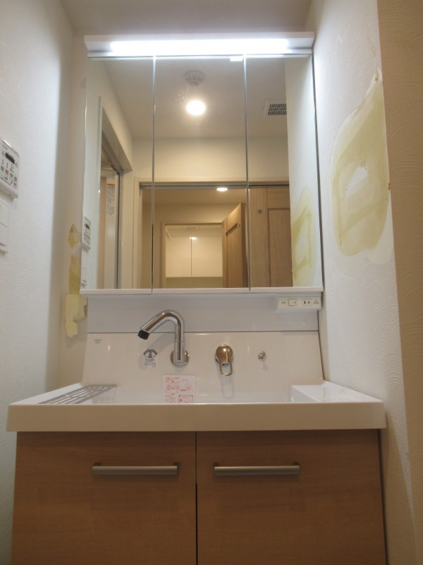 横浜市中区花咲町２丁目の賃貸マンションの洗面所